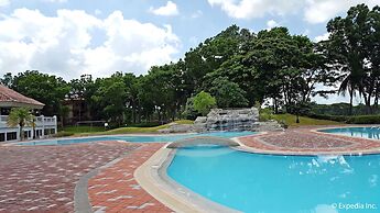 The Suites at Mount Malarayat