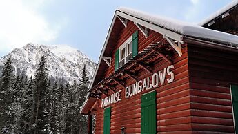 Paradise Lodge & Bungalows