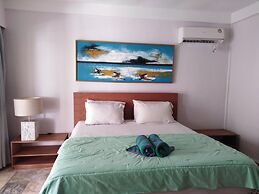 Bali Court Hotel and Apartments