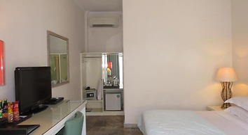 Bali Court Hotel and Apartments