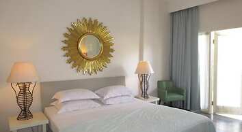 Bali Court Hotel and Apartments