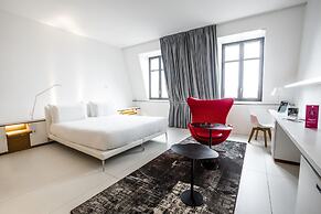 C2 hôtel