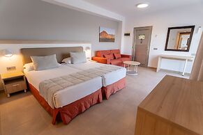 Hotel Lanzarote Village
