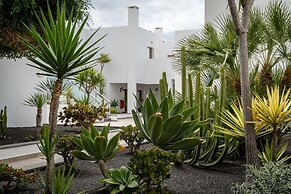 Hotel Lanzarote Village