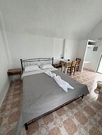 Stella Nomikou Apartments