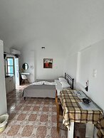 Stella Nomikou Apartments