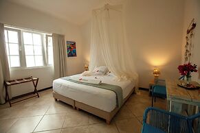 Hibiscus Beach House