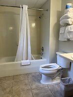 Amber's Inn & Suites