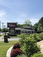 Amber's Inn & Suites
