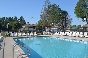 Amber's Inn & Suites