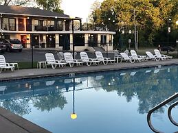 Amber's Inn & Suites