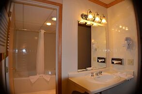 Amber's Inn & Suites