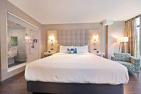 Hotel Blu Vancouver