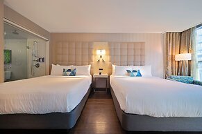 Hotel Blu Vancouver
