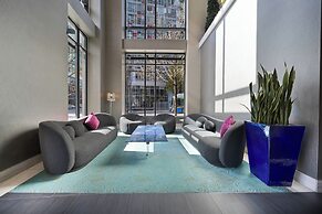 Hotel Blu Vancouver