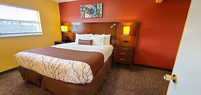 Olympic Inn & Suites