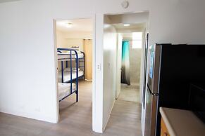 Waikiki Beachside Hostel