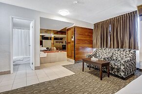 Deluxe Inn