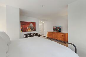 Ice House Suites and Condominiums