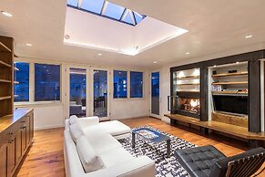 Ice House Suites and Condominiums