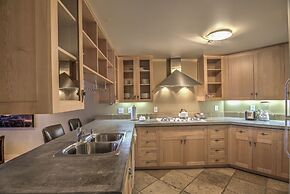 Ice House Suites and Condominiums