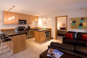 Ice House Suites and Condominiums