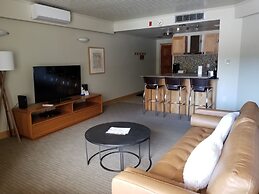 Ice House Suites and Condominiums