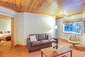 Ice House Suites and Condominiums