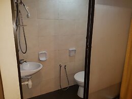 D'Feringghi Haus Hotel & Restaurant