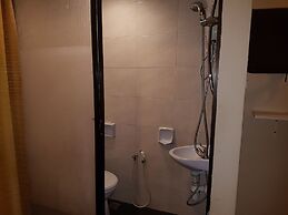 D'Feringghi Haus Hotel & Restaurant