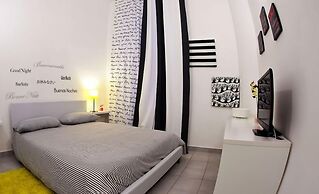 BeHouse Naples Room and Breakfast