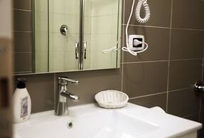 BeHouse Naples Room and Breakfast