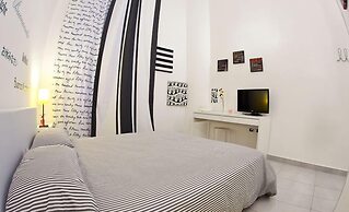 BeHouse Naples Room and Breakfast