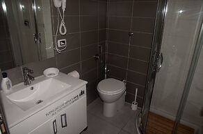 BeHouse Naples Room and Breakfast