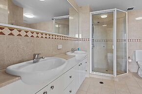 The Oasis Apartments