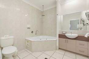 Emerald Inn by Travellers