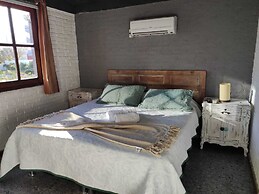 Pastora Suites & Hostel