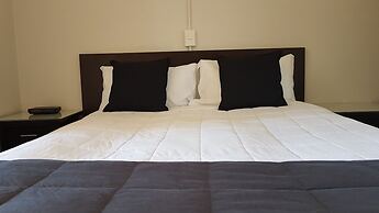 88 Wallace Court Motel