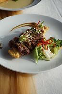 Royal Regantris Villa Karang