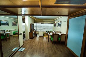 The Gold Beach Resort