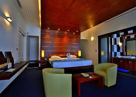 Temple Tree Resort & Spa