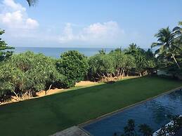 Temple Tree Resort & Spa