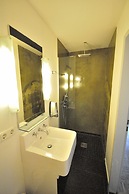 Five Elements Hostel