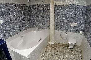 Royal Penguin Boutique Hotel & Spa