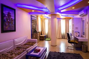 Royal Penguin Boutique Hotel & Spa