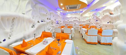 Royal Penguin Boutique Hotel & Spa