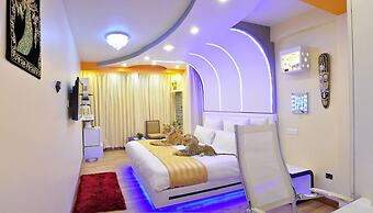 Royal Penguin Boutique Hotel & Spa