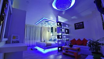 Royal Penguin Boutique Hotel & Spa