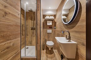 Will & Tate City Stay