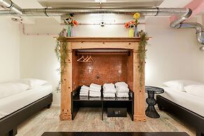 Will & Tate City Stay